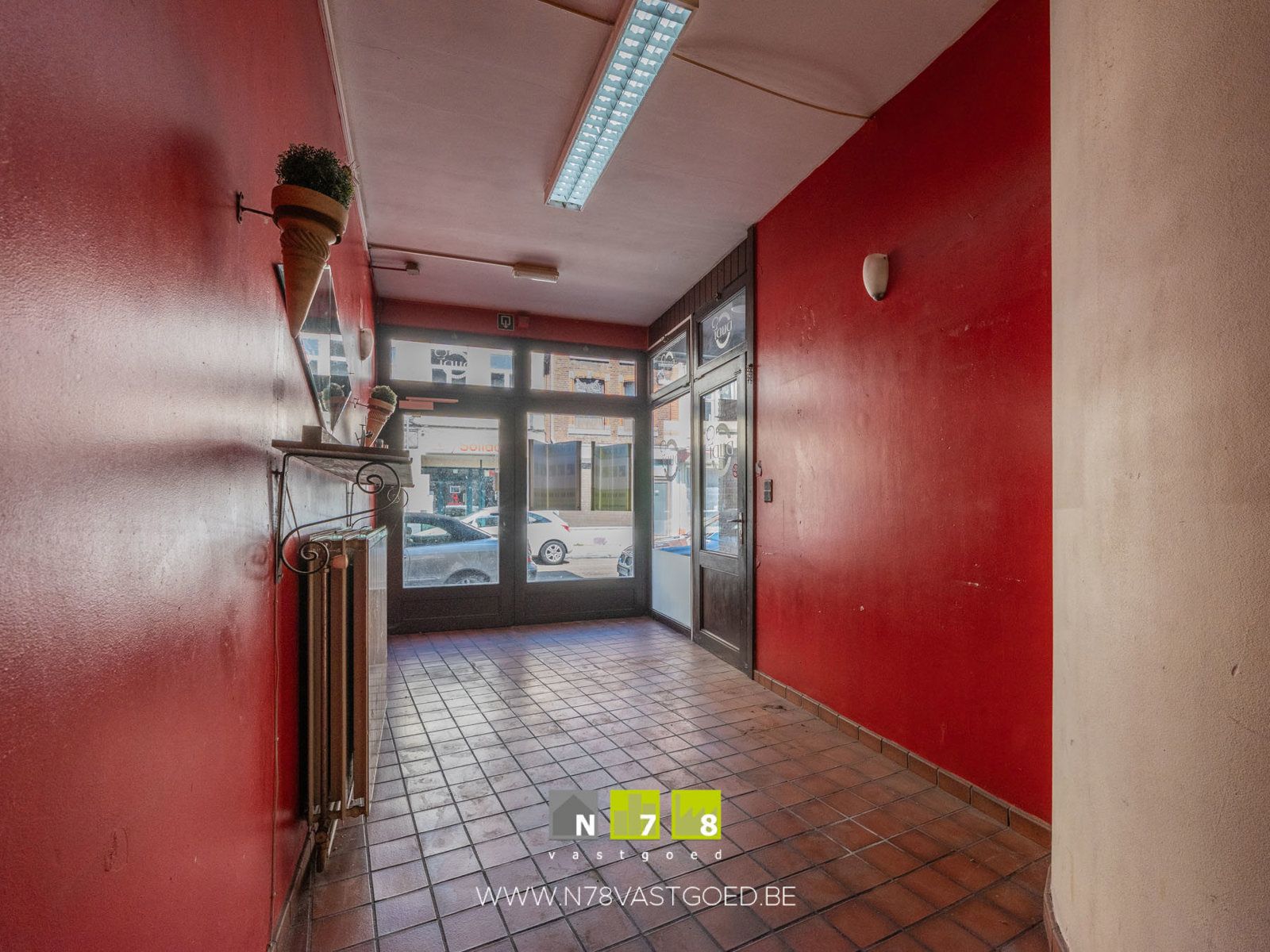 Commerciële ruimte te huur foto 2