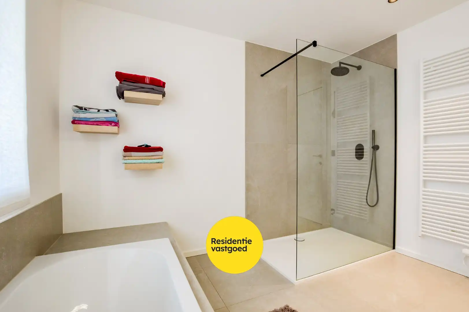 Prachtige, energiezuinige gezinswoning met zonnige tuin te Varsenare foto 11