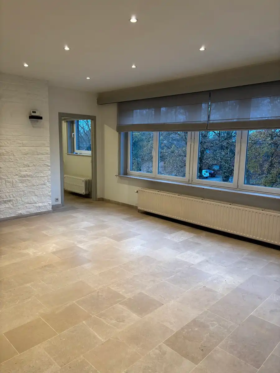 Ruim appartement met 3 slaapkamers te Aalst foto 2