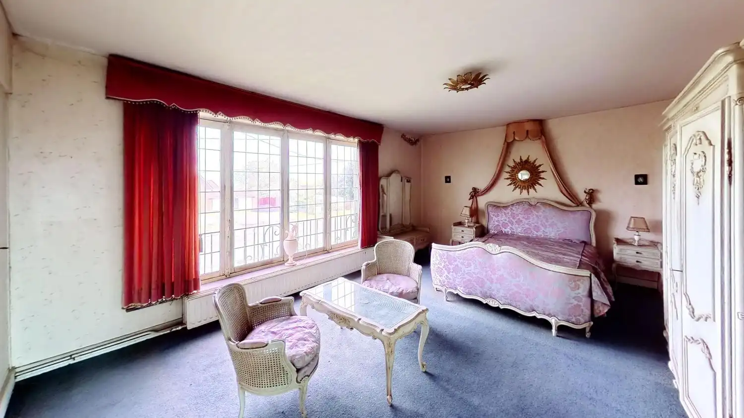 🏡 Te koop: te renoveren ruime villa met loods – unieke opportuniteit in Elst! foto 10