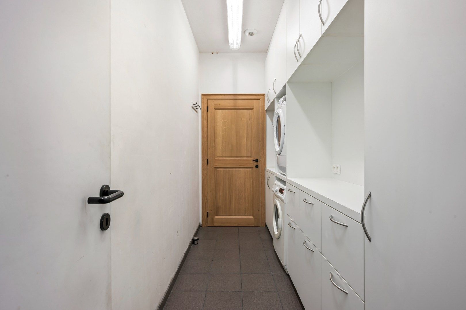 Instapklare halfopen woning met 4 slaapkamers, garage en zonnige tuin in Moorslede foto 15