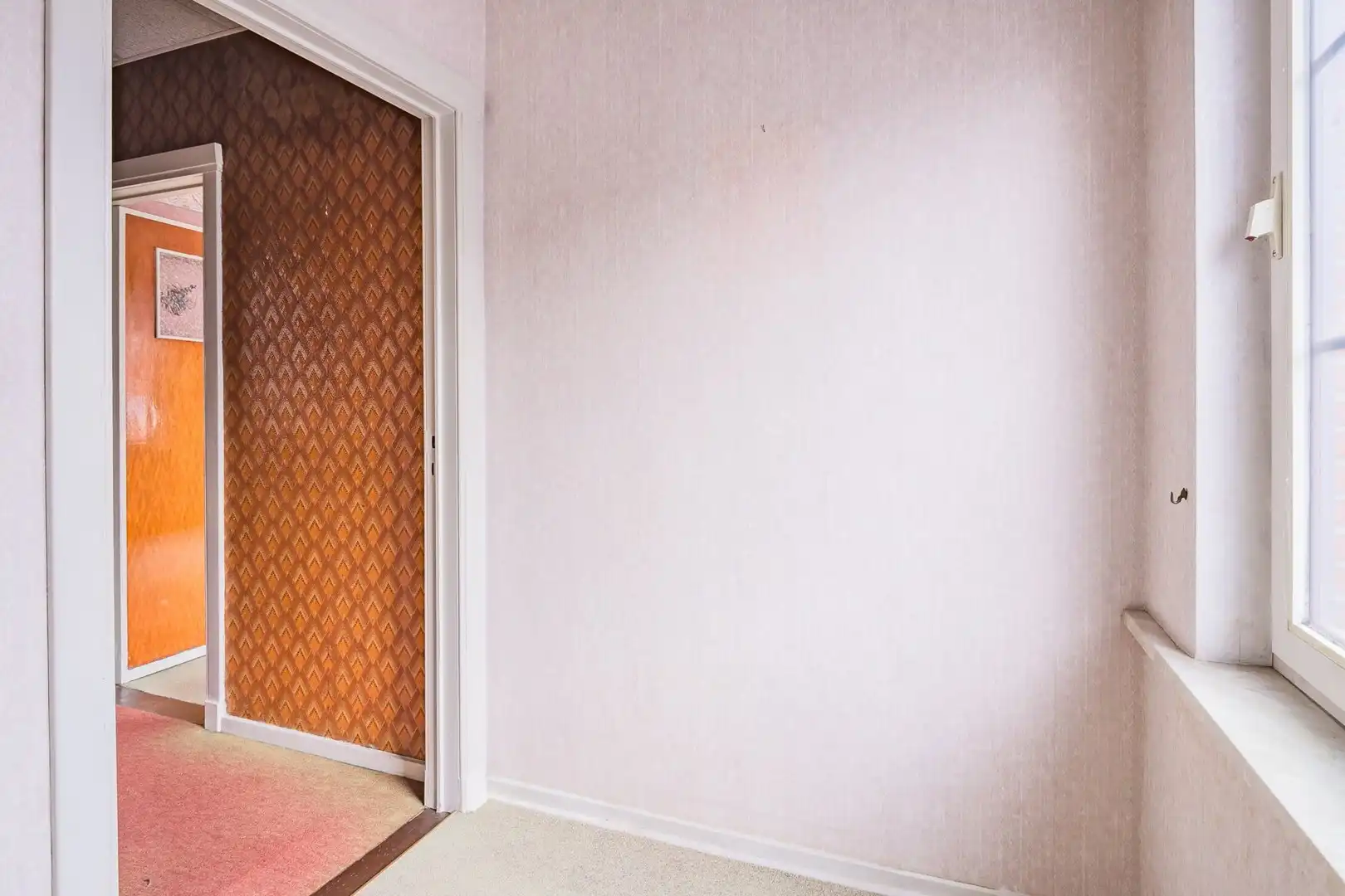 🏡 Charmante te renoveren woning met tuin in het historisch centrum van Merksem foto 23