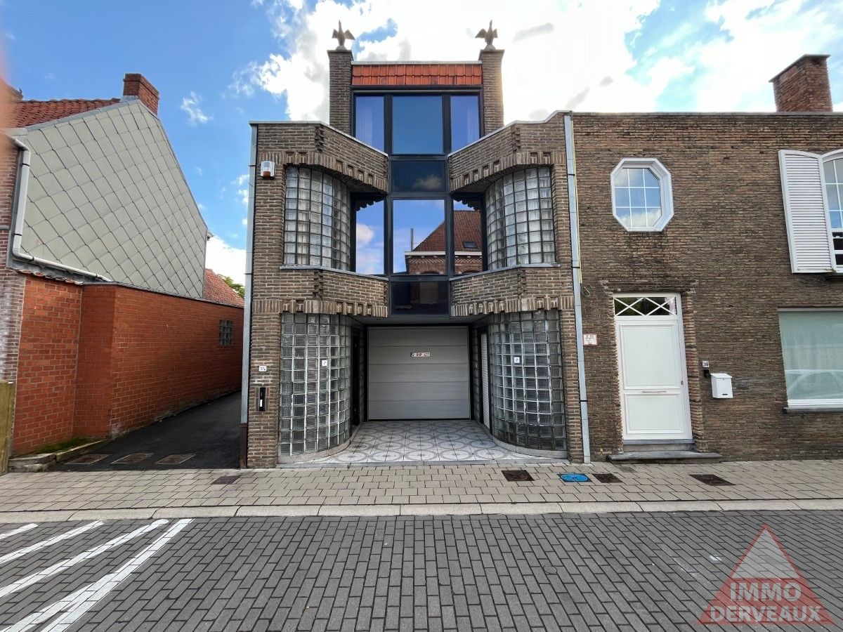 Moorslede – Architecturale woning met loods en zwembad foto 1