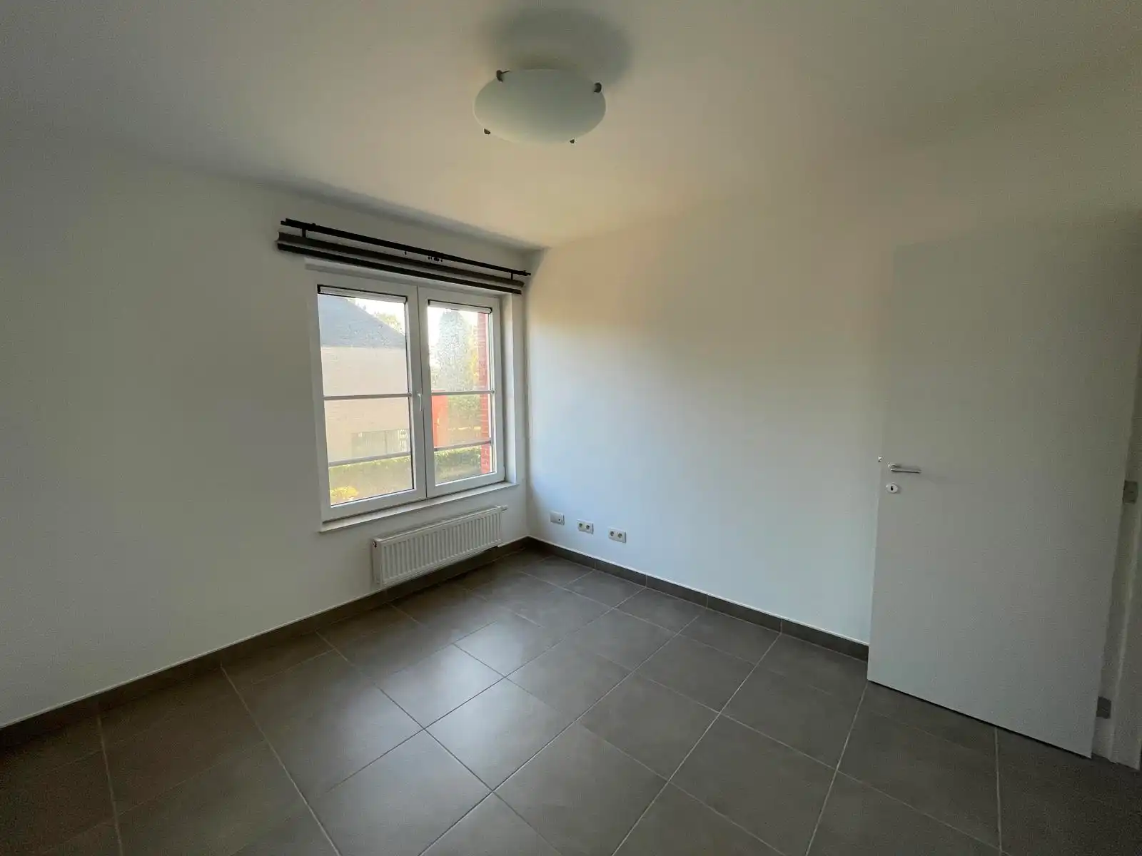 NIEUWERKERKEN - Appartement mét ondergrondse staanplaats foto 9