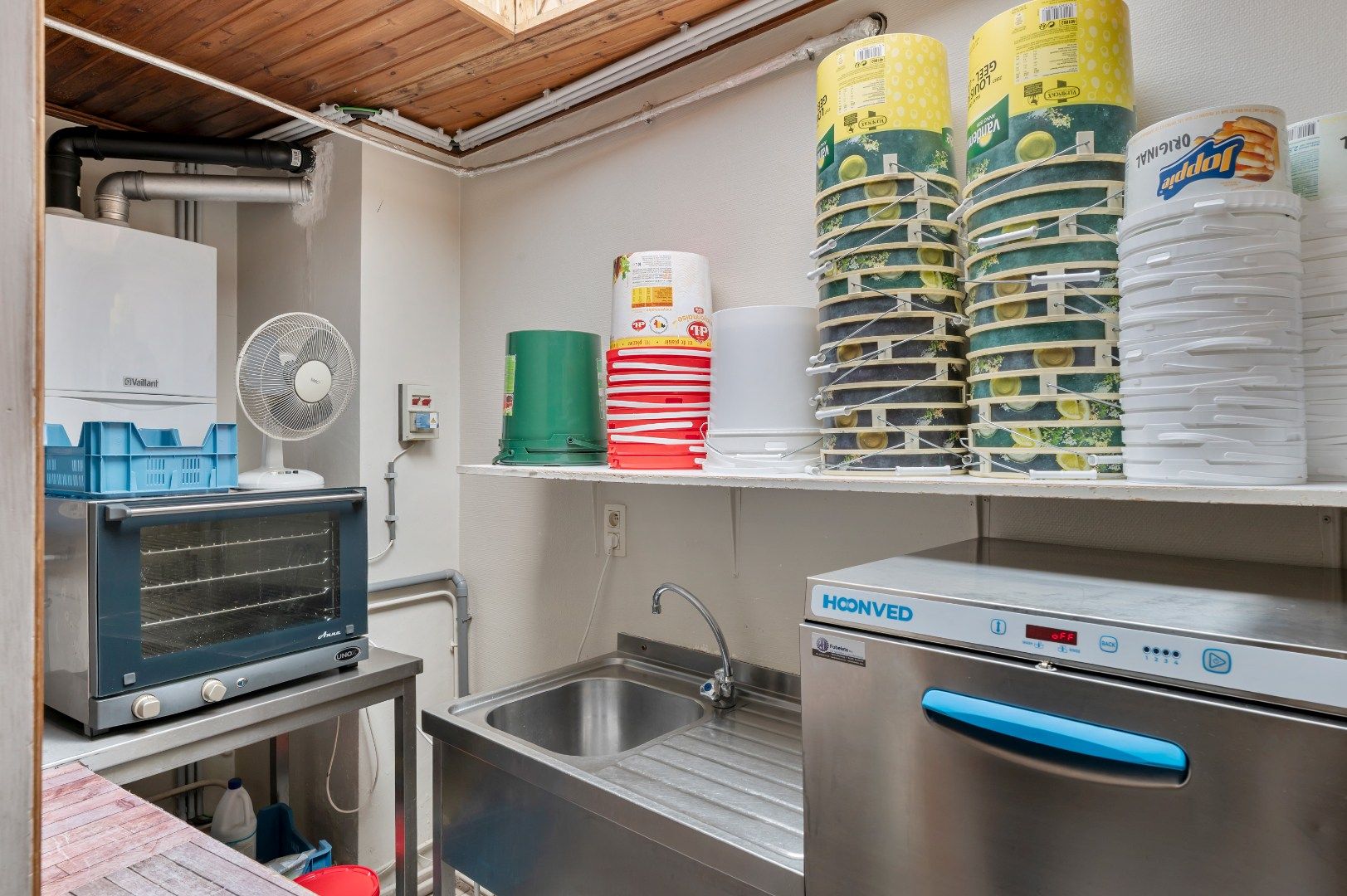 Handelspand in Olen met horeca- en andere mogelijkheden met bovenliggend appartement foto 11