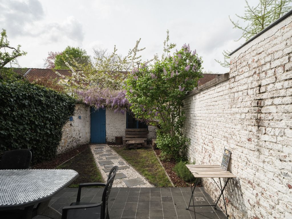 Omgeving Visserij – Karaktervolle opbrengsteigendom met 5 entiteiten en tuin op een boogscheut van het stadscentrum. foto 34