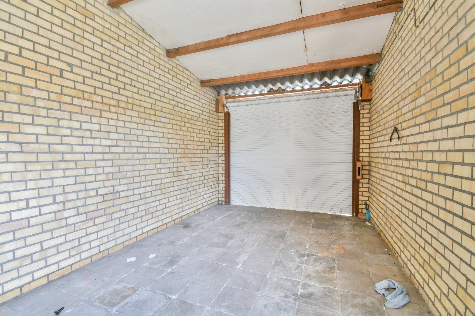 Halfopen bebouwing met renovatiepotentieel! foto 10