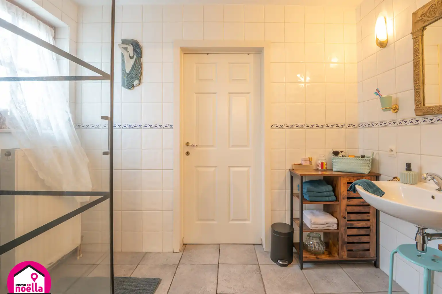 Instapklare woning met 4 slaapkamers, tuin en zonnepanelen foto 26