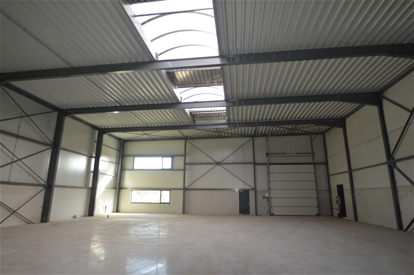Nieuwbouw KMO units op strategische ligging  foto 14