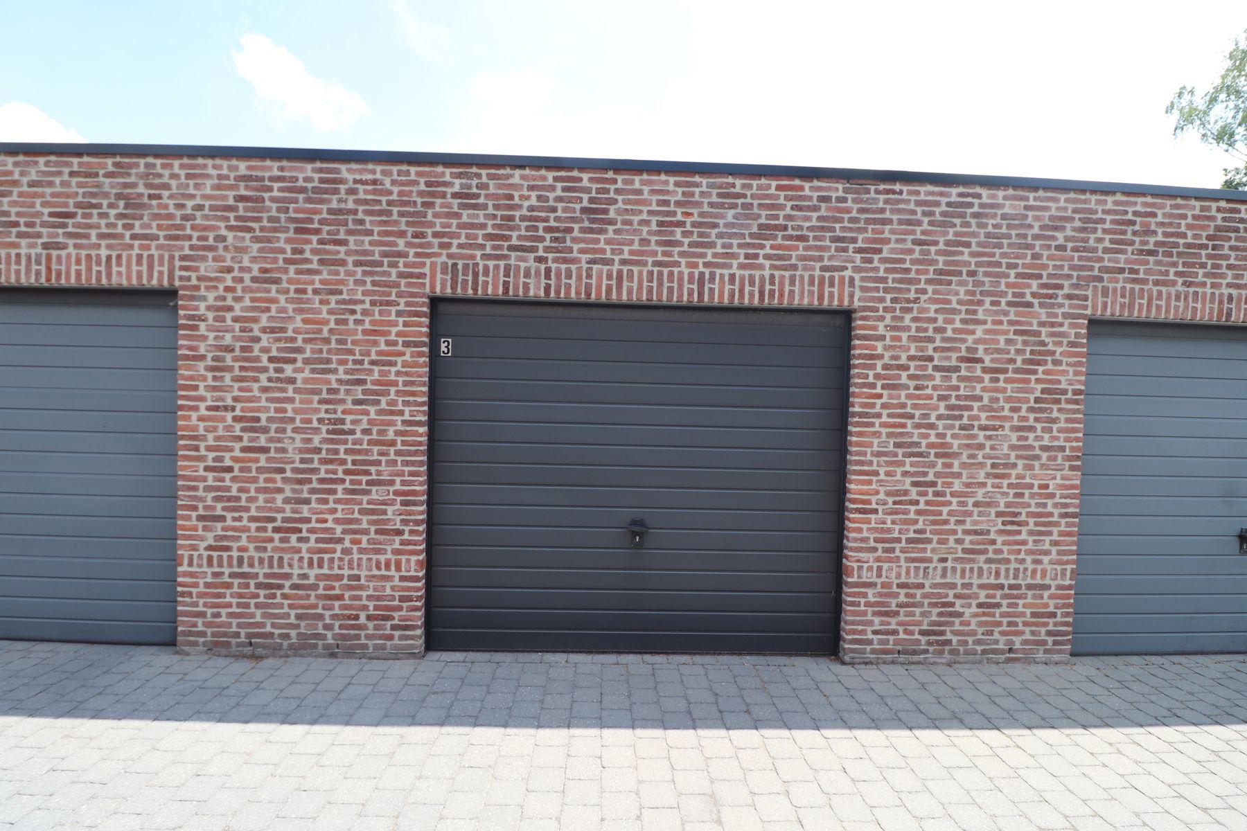 Dakappartement met 1 slaapkamer, terras en garage.  foto 14
