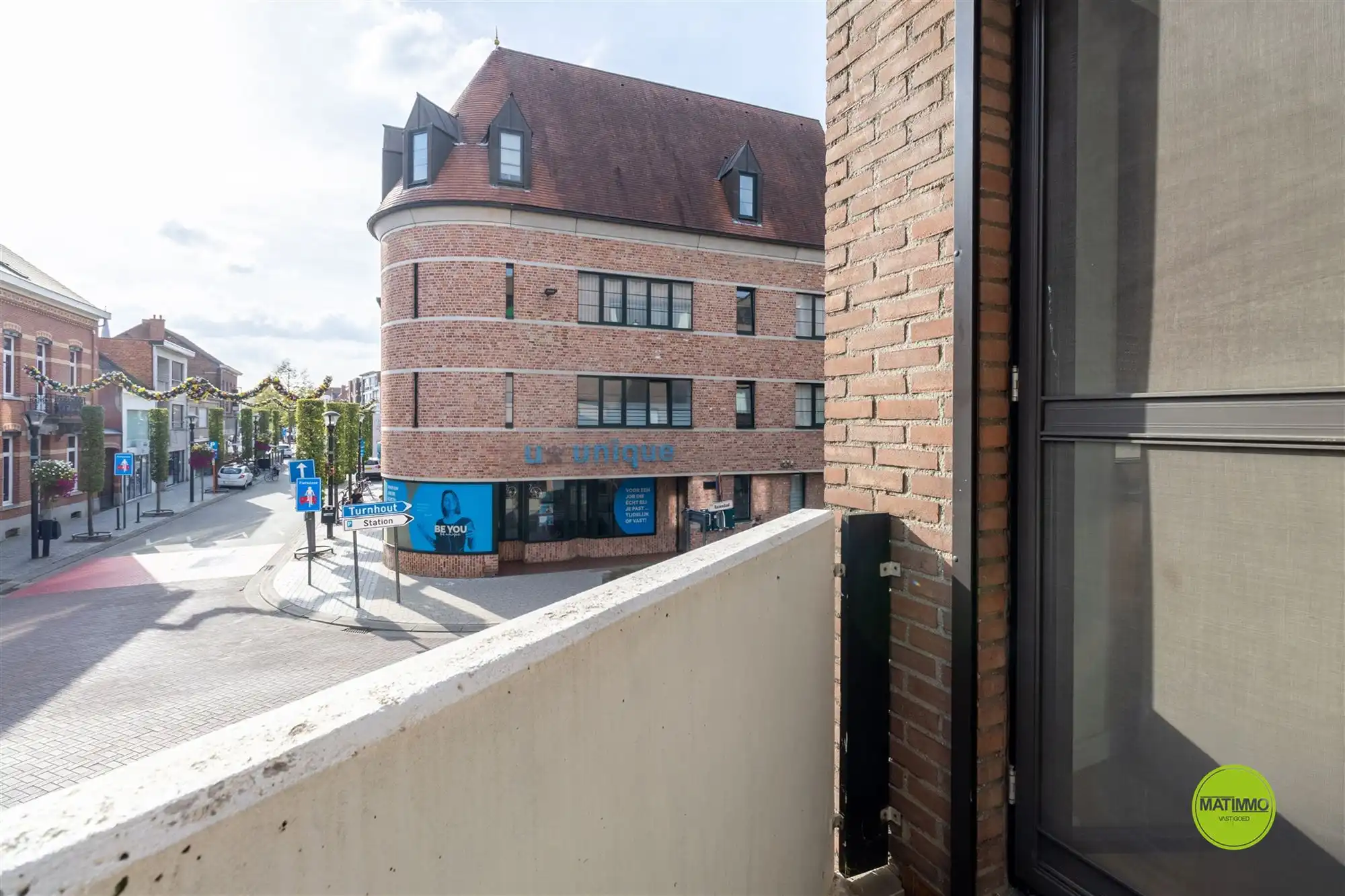 Centraal gelegen 2-slaapkamerappartement met terras foto 4