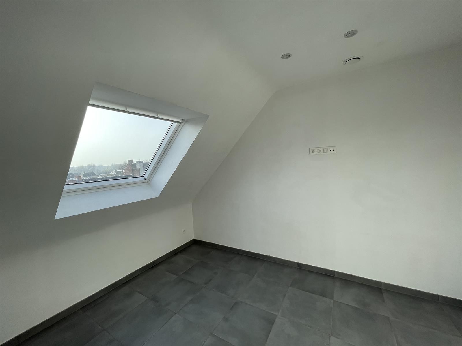 HERZELE - Uniek BEN-appartement in recente residentie. foto 11