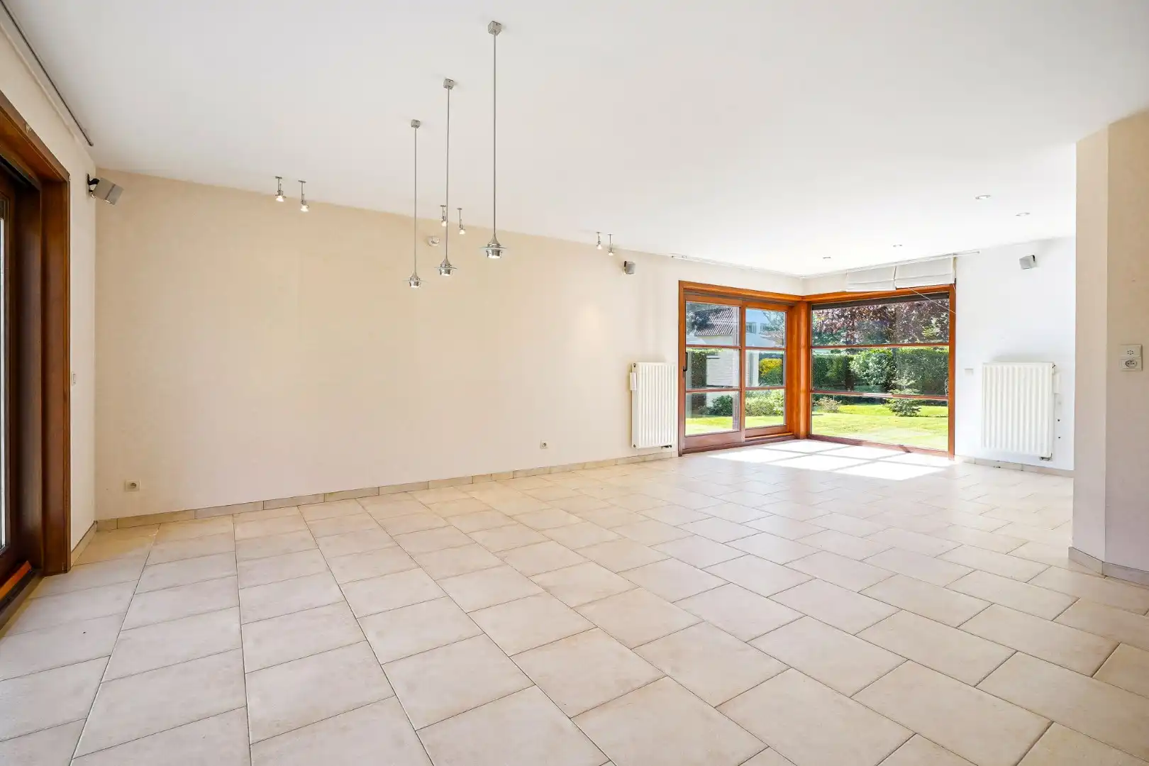 Ruime villa met 5 slaapkamers op 1082 m² te Oostduinkerke, gelegen vlakbij het natuurreservaat Hannecartbos. foto 5