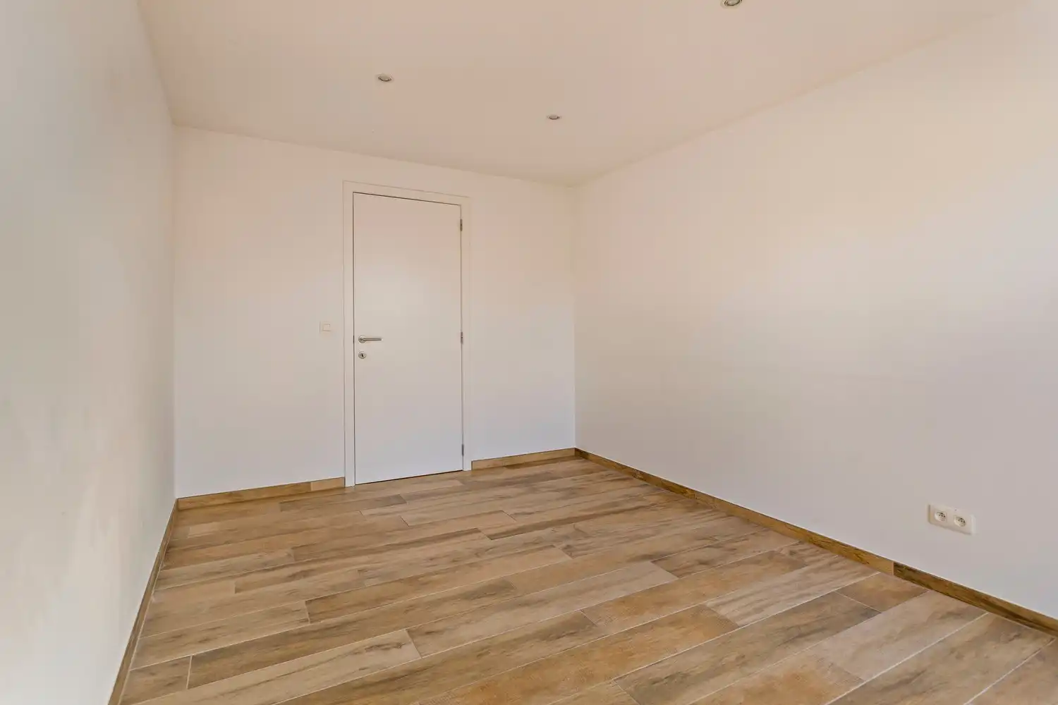 ENERGIEZUINIG (E-peil 51) LUXE APPARTEMENT TE DIEST! foto 21