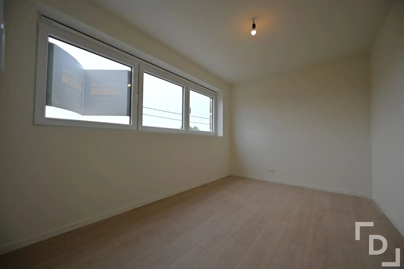 Afgewerkte nieuwbouwwoning te huur in hartje Proven. foto 11