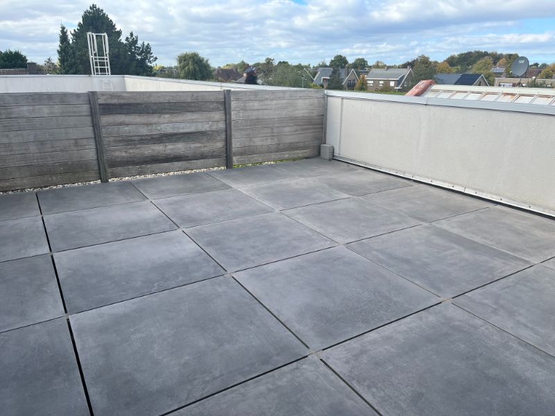 2 slaapkamer app met ruim terras en carport foto 15