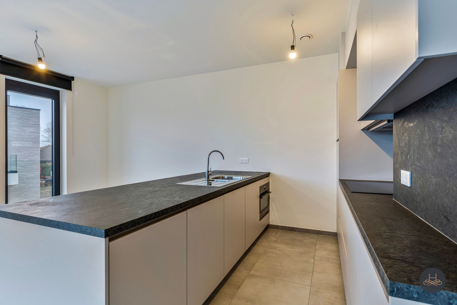 Ruim BEN appartement met 3 slaapkamers foto 11