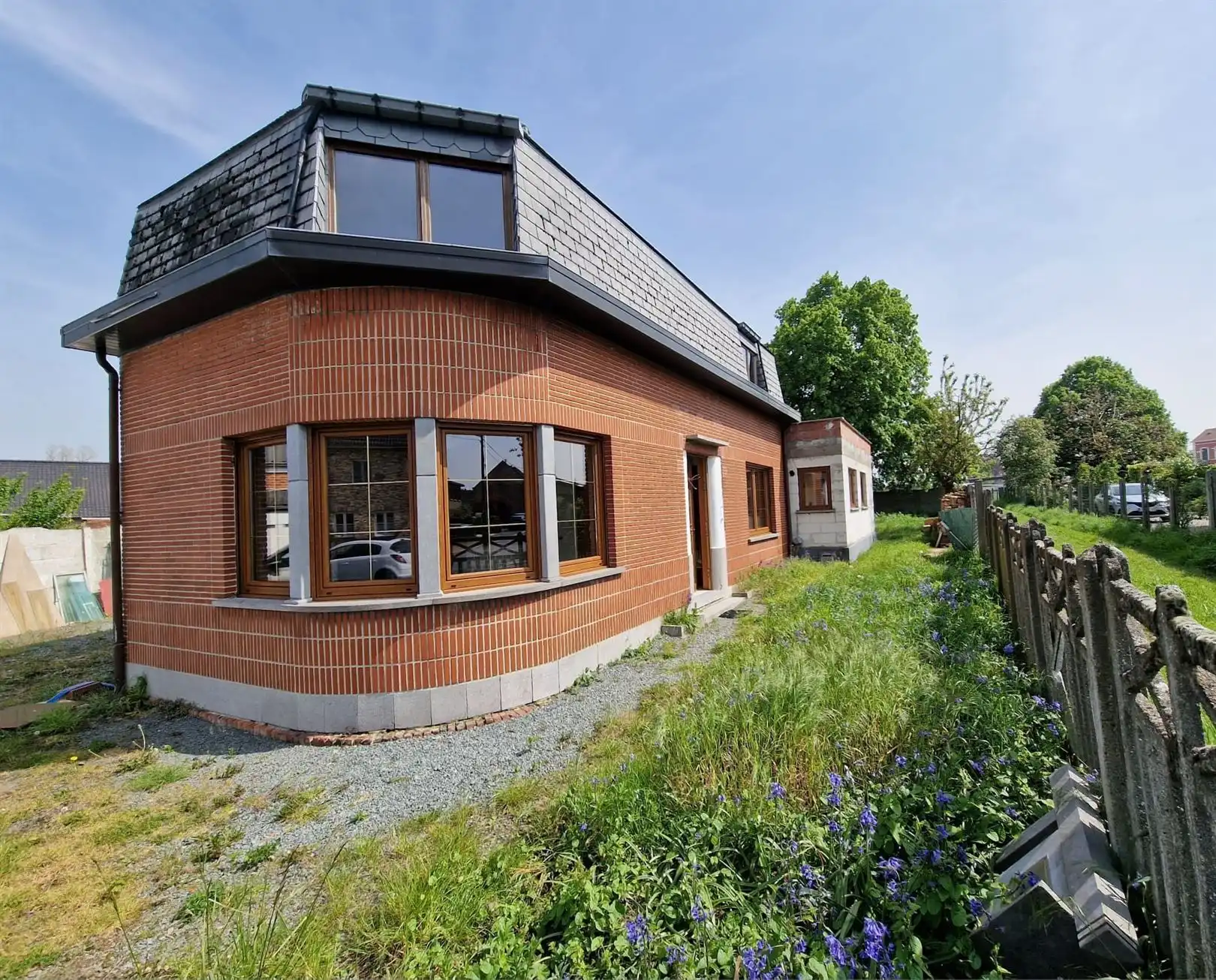 Open bebouwing - 6 are 20 ca - 3 slpks - garage - tuin foto 2