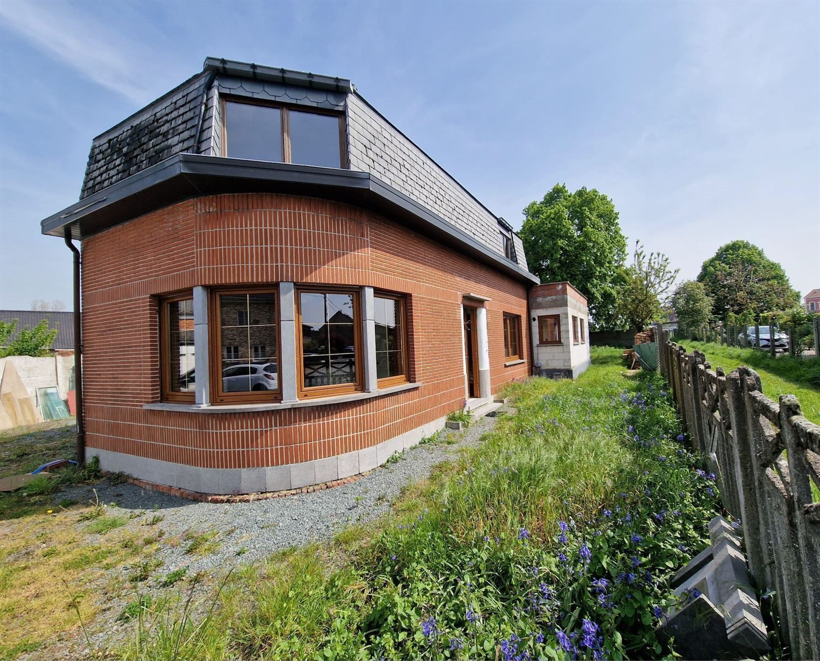 Open bebouwing - 6 are 20 ca - 3 slpks - garage - tuin foto 2