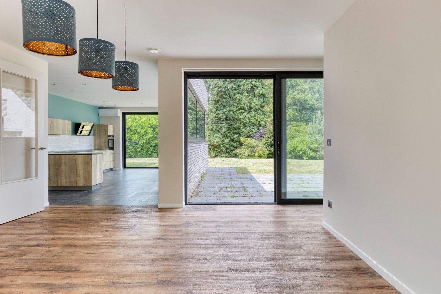 Ruime, energiezuinige bungalow op een toplocatie in residentiële villawijk foto 10