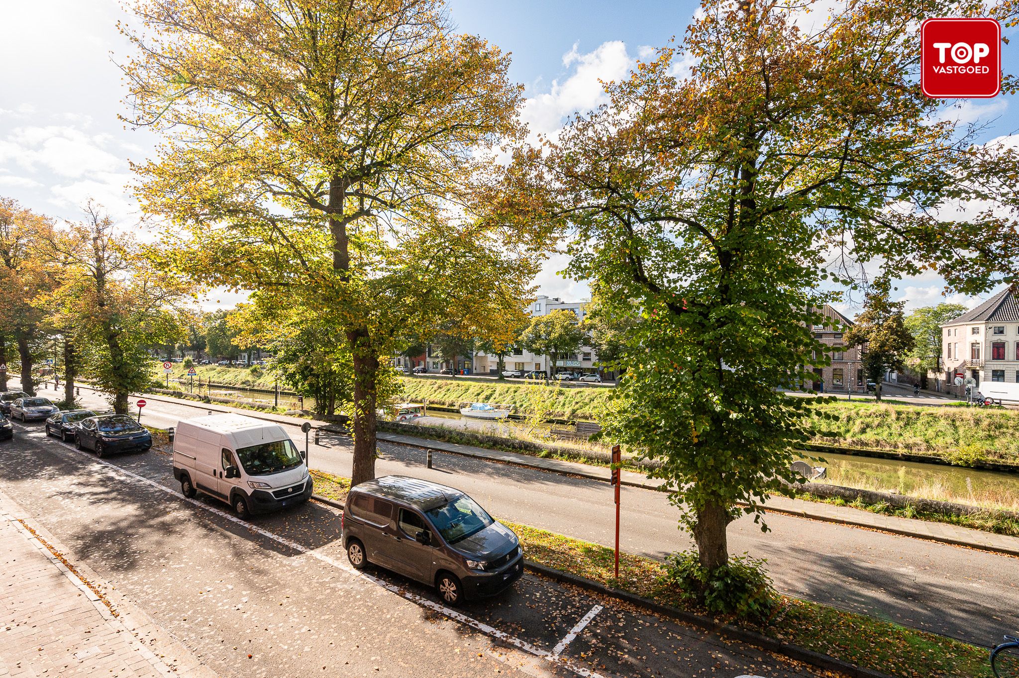 Goed onderhouden bel-étage woning te Gent. foto 28