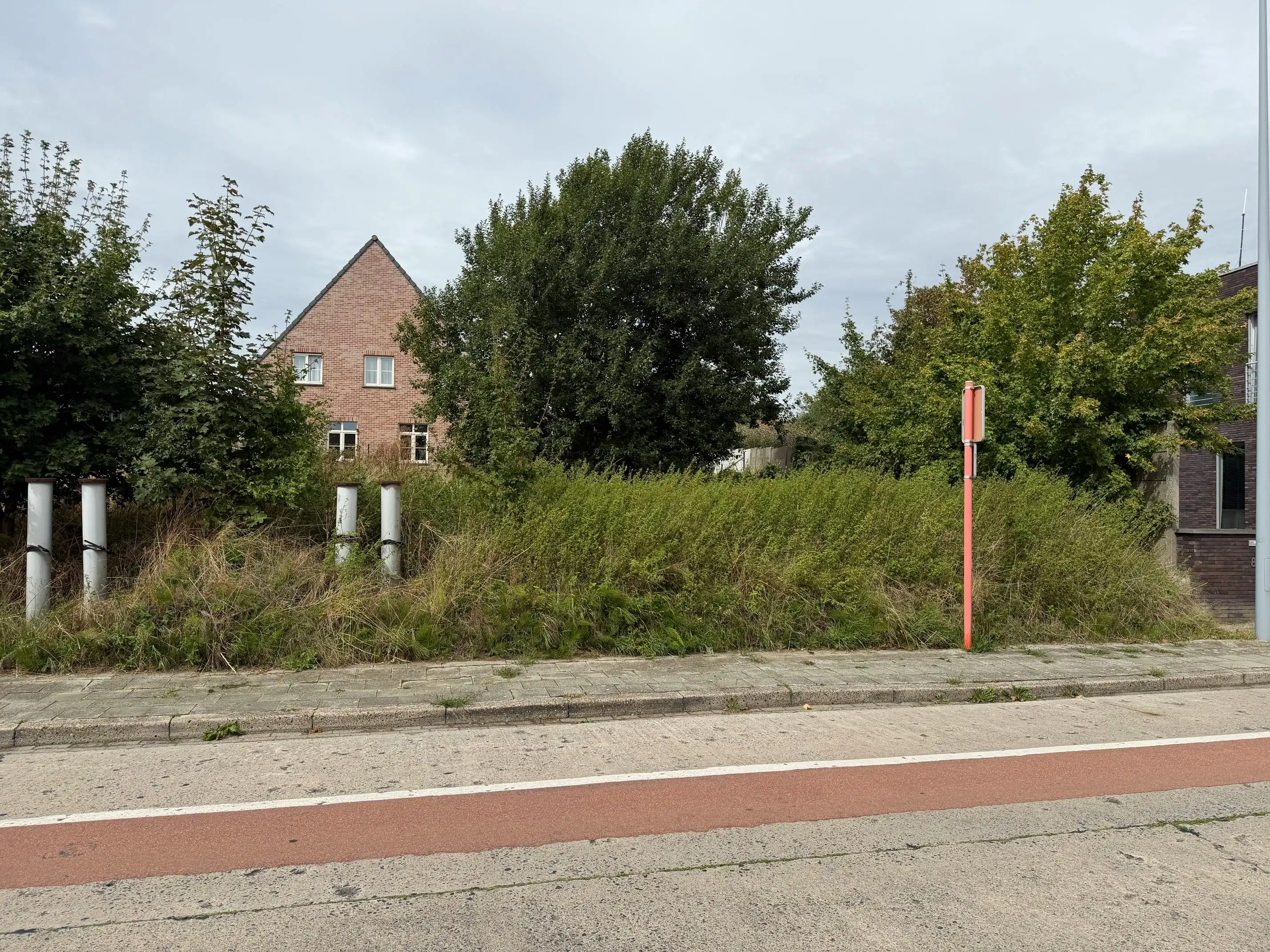 Unieke kans voor wie wil bouwen op een gunstige locatie! foto 4