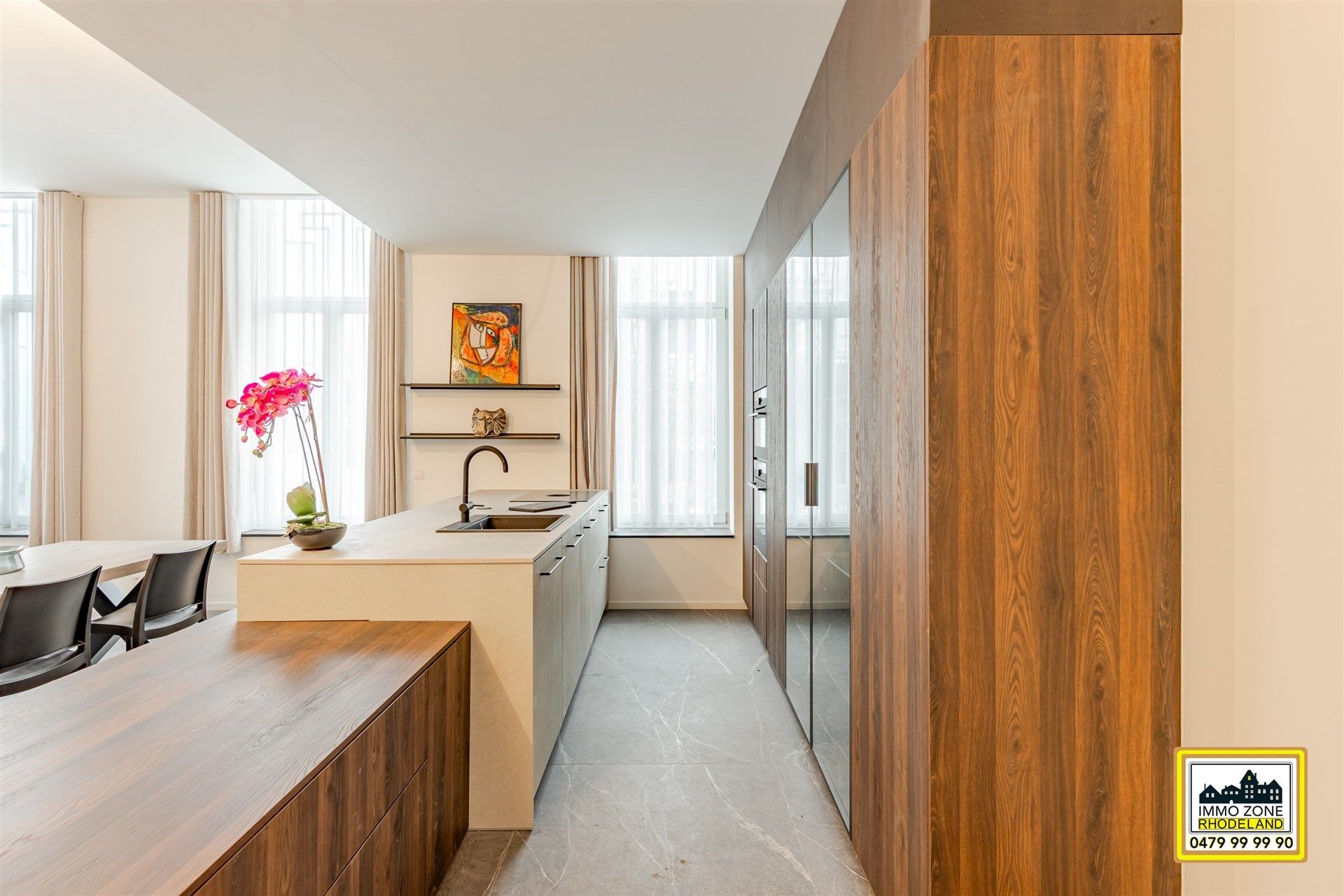 Prachtig gerenoveerd appartement in historisch pand. foto 6