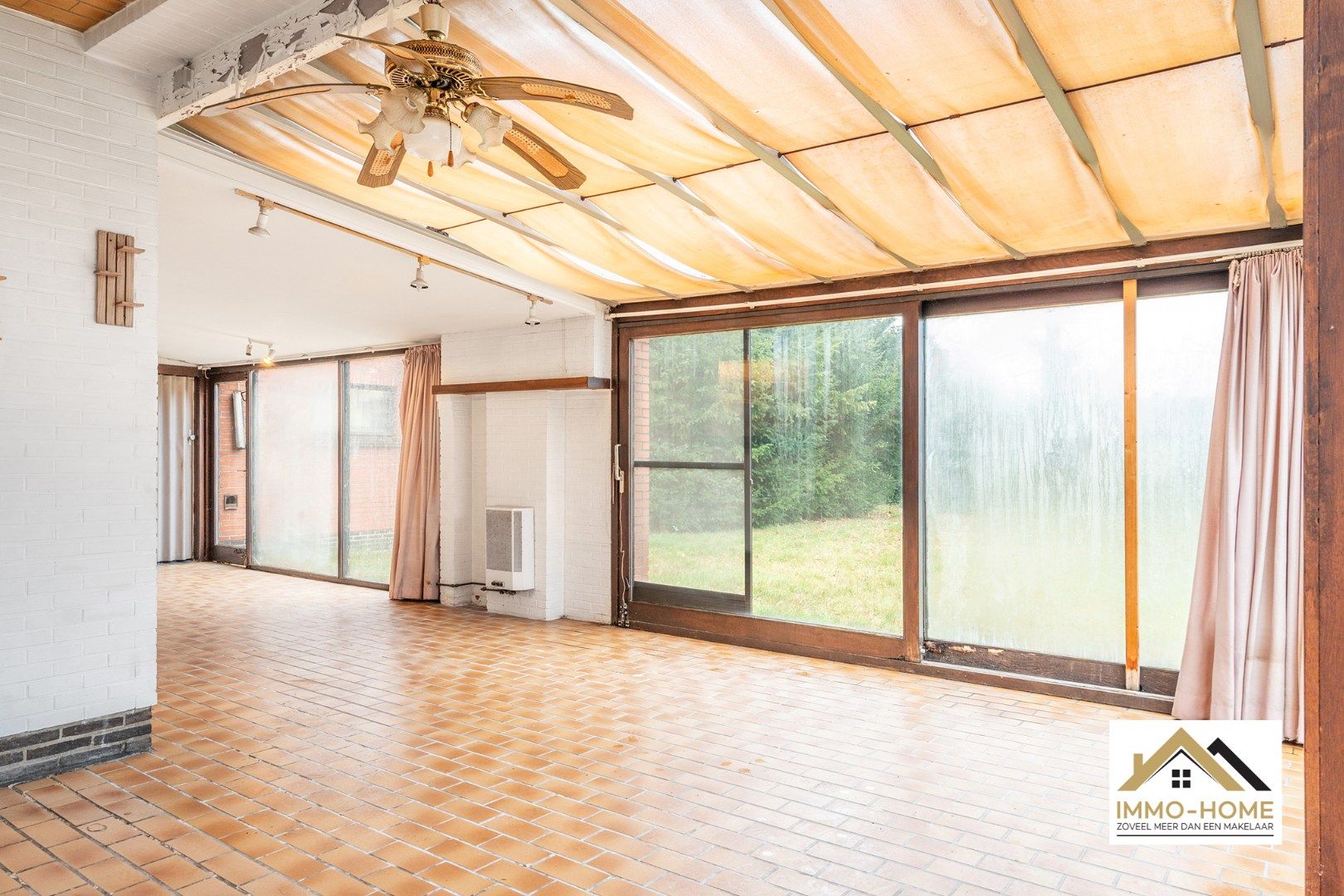 Vrijstaande woning op een ruime grond op topligging te Beervelde!  foto 9