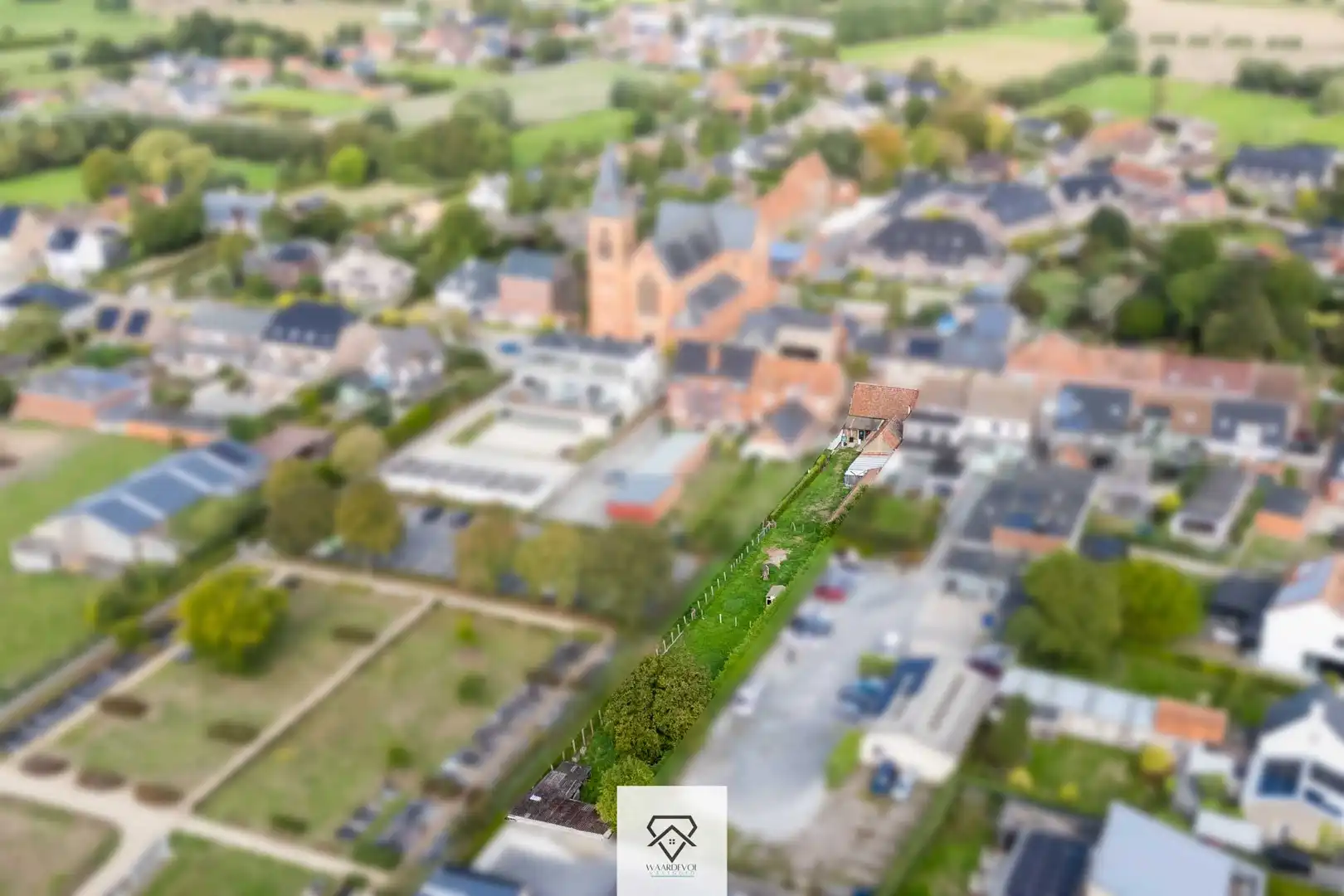 Renovatiepotentieel op een perceel van 1.320 m² in Evergem foto 2