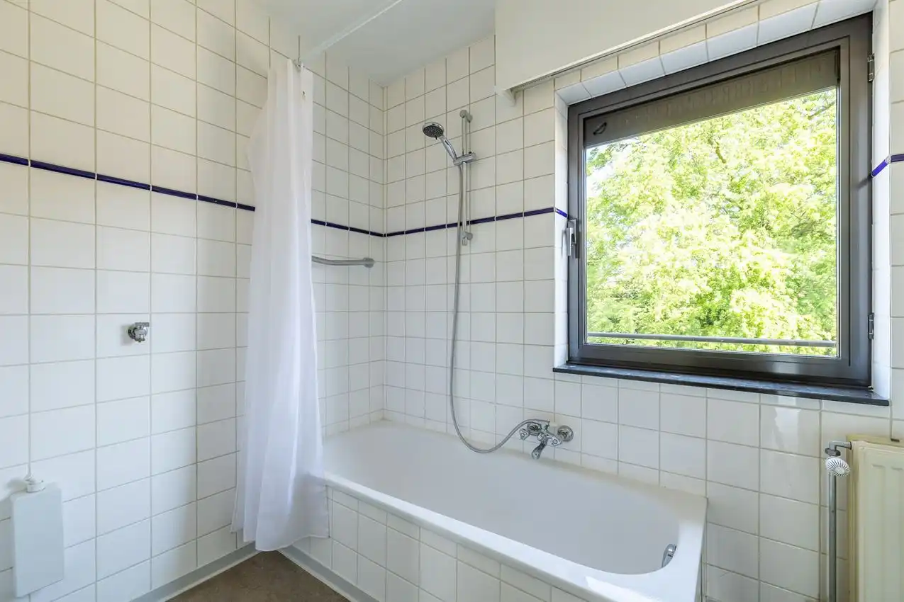 Appartement met twee slaapkamer en terras nabij centrum foto 13