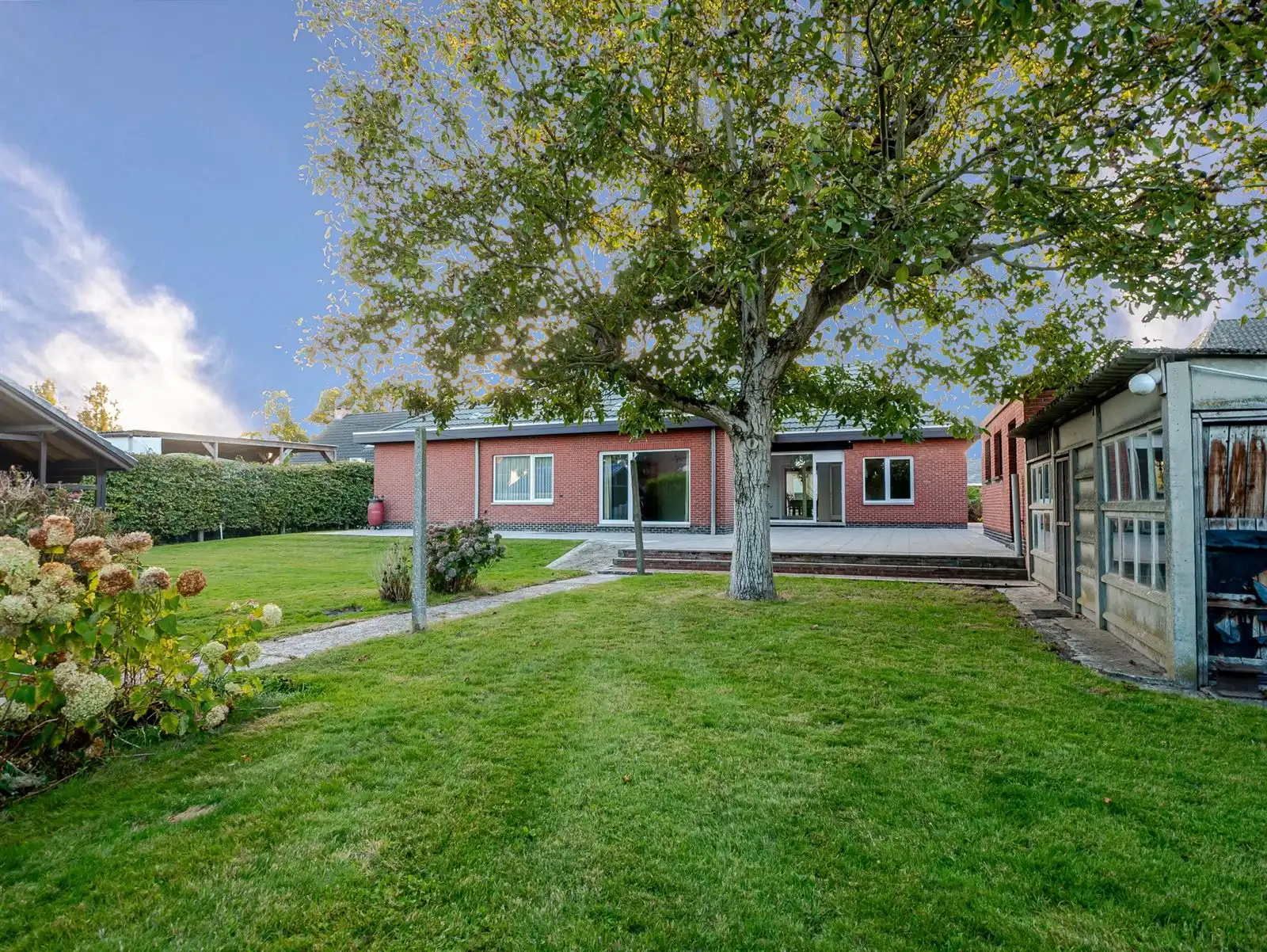Huis foto 24