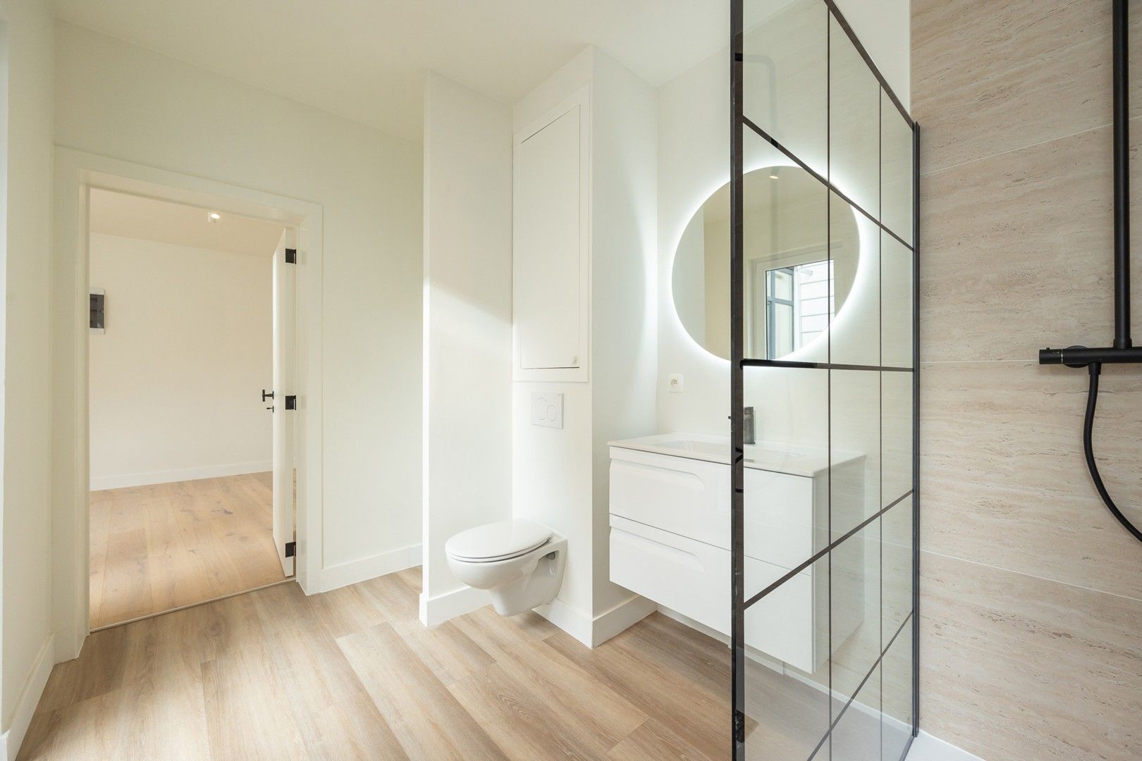 GERENOVEERDE OPBRENGSTEIGENDOM foto 8