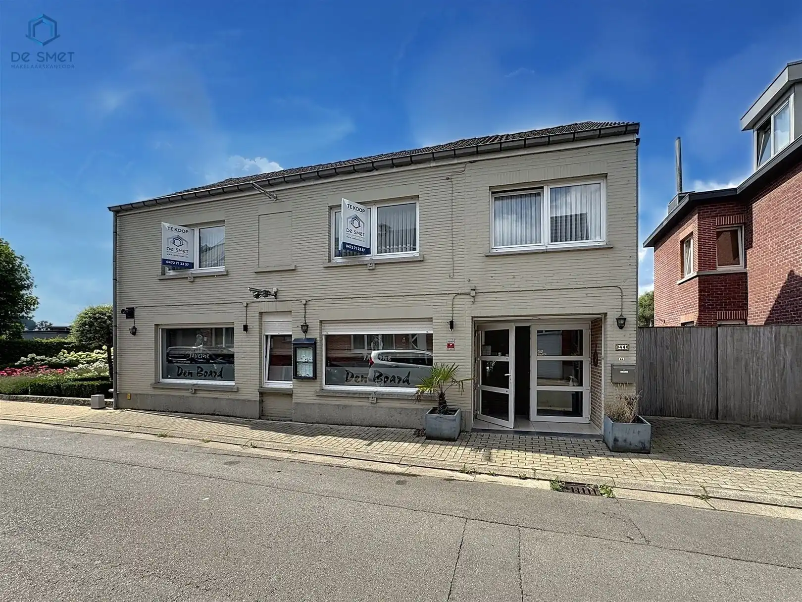 Hoofdfoto van de publicatie: Uniek Handelspand met Woonst, Ruime Feestzaal, Zonnig Terras en Tuin Instapklaar en Veelzijdig!
