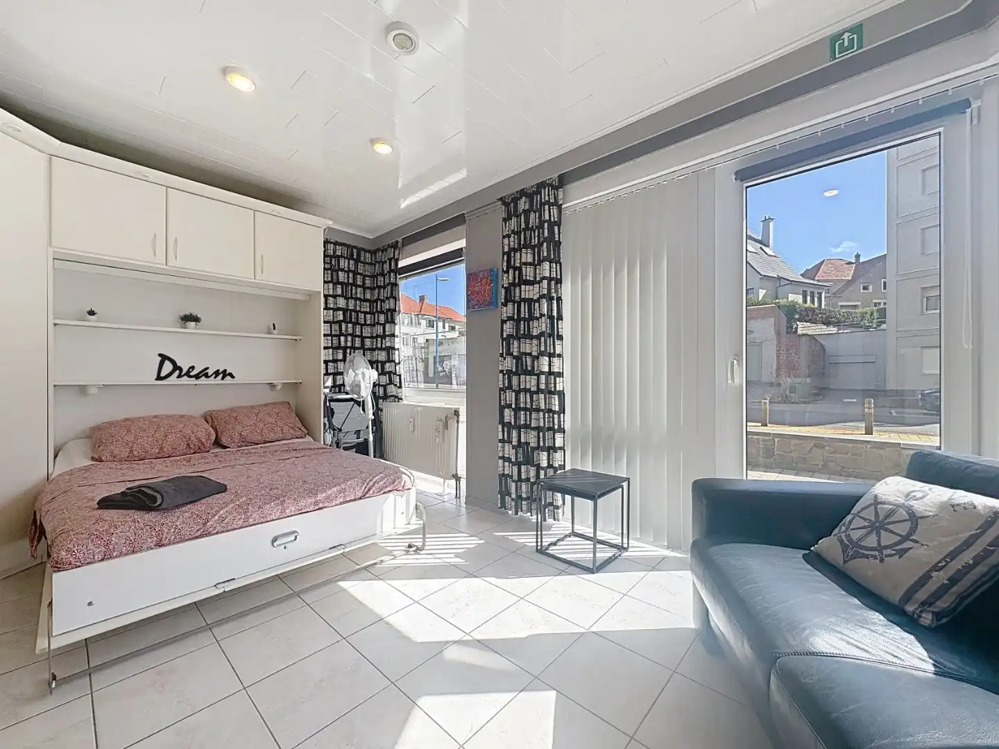 Charmante en zonnige studio te koop op toplocatie in Koksijde foto 5