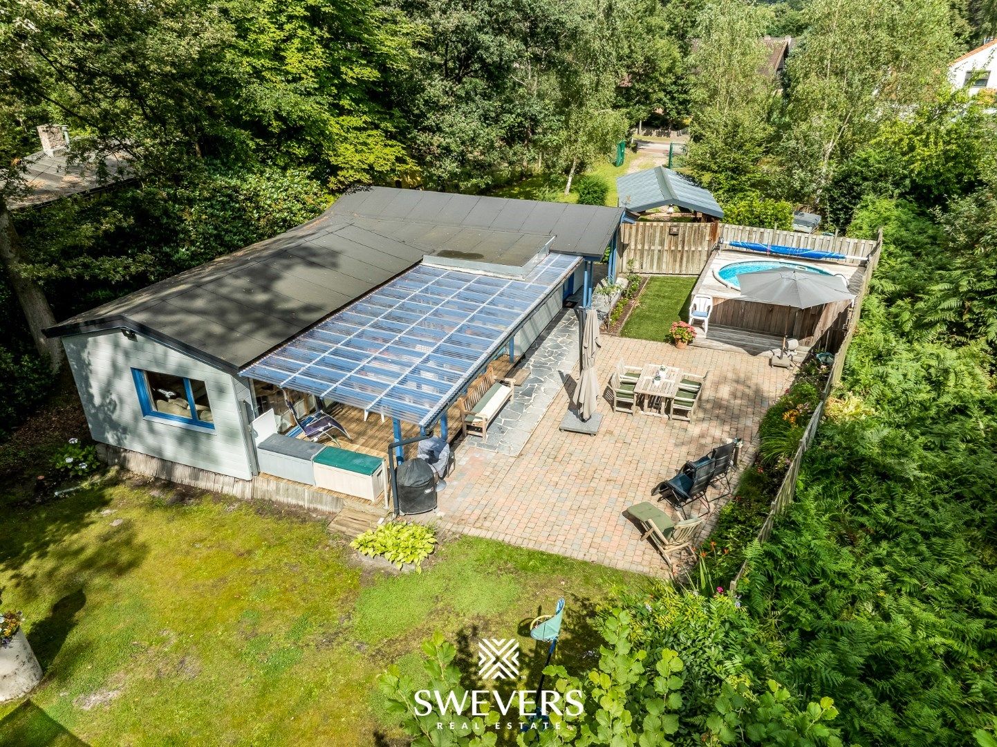 Hoofdfoto van de publicatie: Idyllische vakantiewoning op groen perceel van 19a99ca in het gegeerde Bolderberg