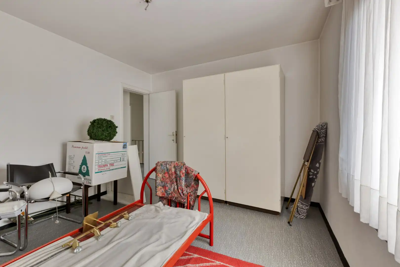 Ruim ingedeelde woning met oa 3 slpks op een gunstige locatie in het centrum foto 20