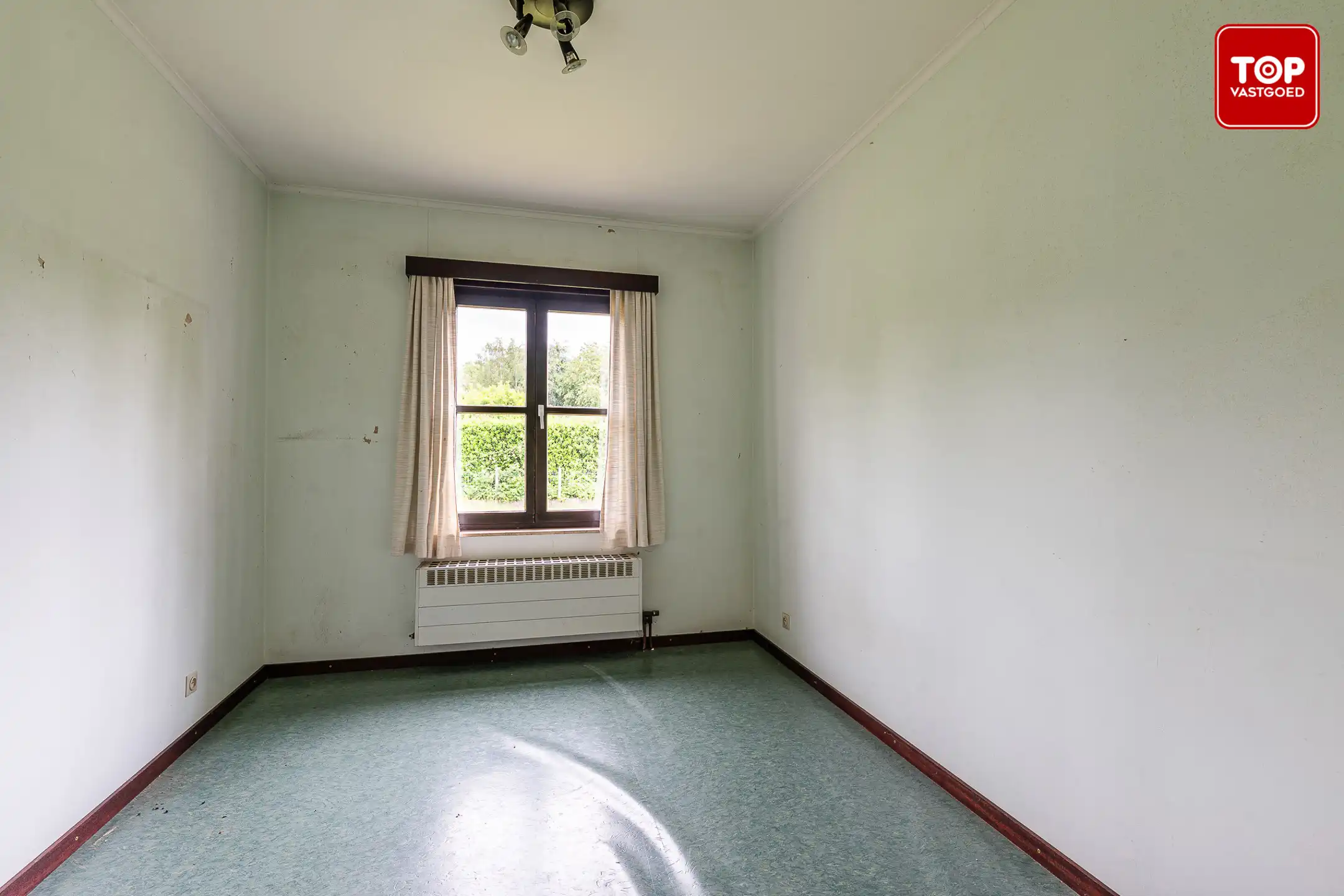 Charmante hoeve met karakter op een toplocatie in Drongen foto 9