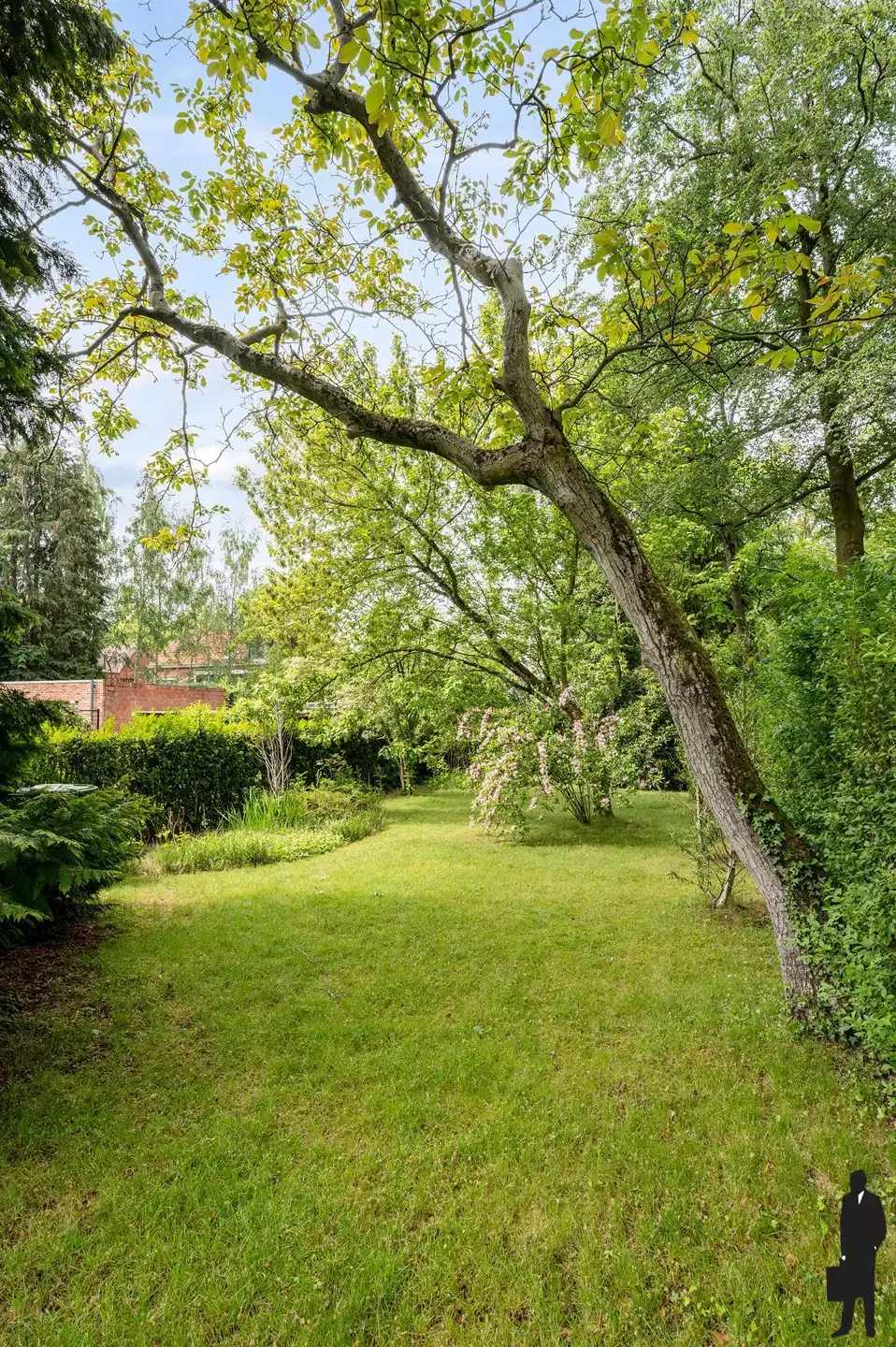 Gerenoveerde woning op ca. 520m2 met 3 slaapkamers en bureau foto 6