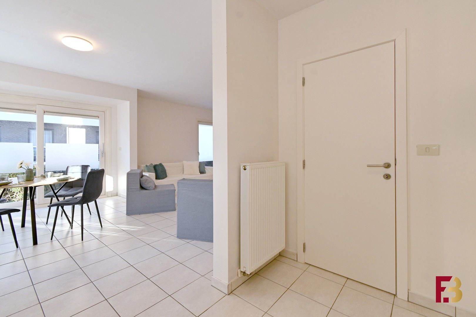 Instapklaar gelijkvloers appartement met terras in hartje Oudenaarde foto 9