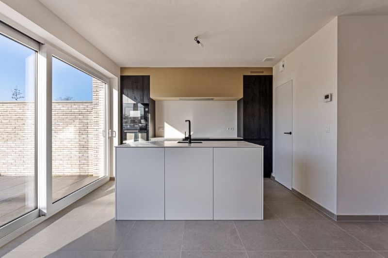 Moderne nieuwbouwwoning in groene wijk te Ertvelde! foto 2