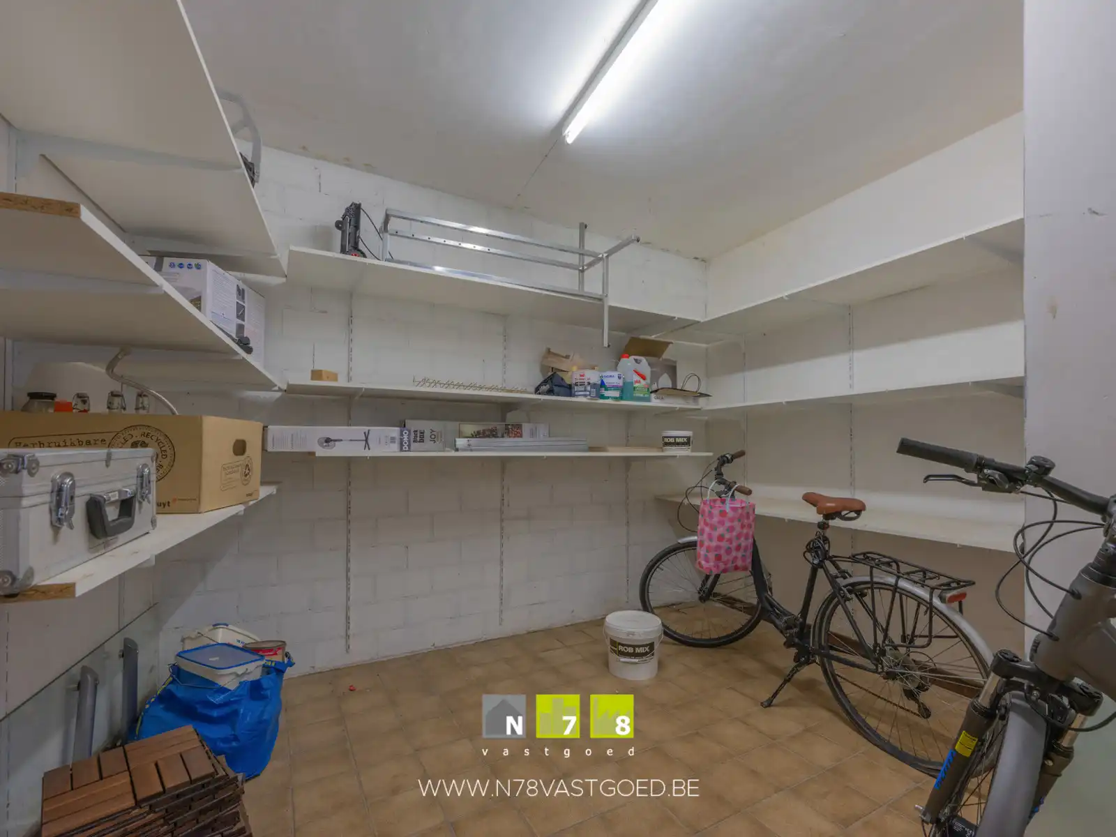 Commerciële ruimte te huur foto 16