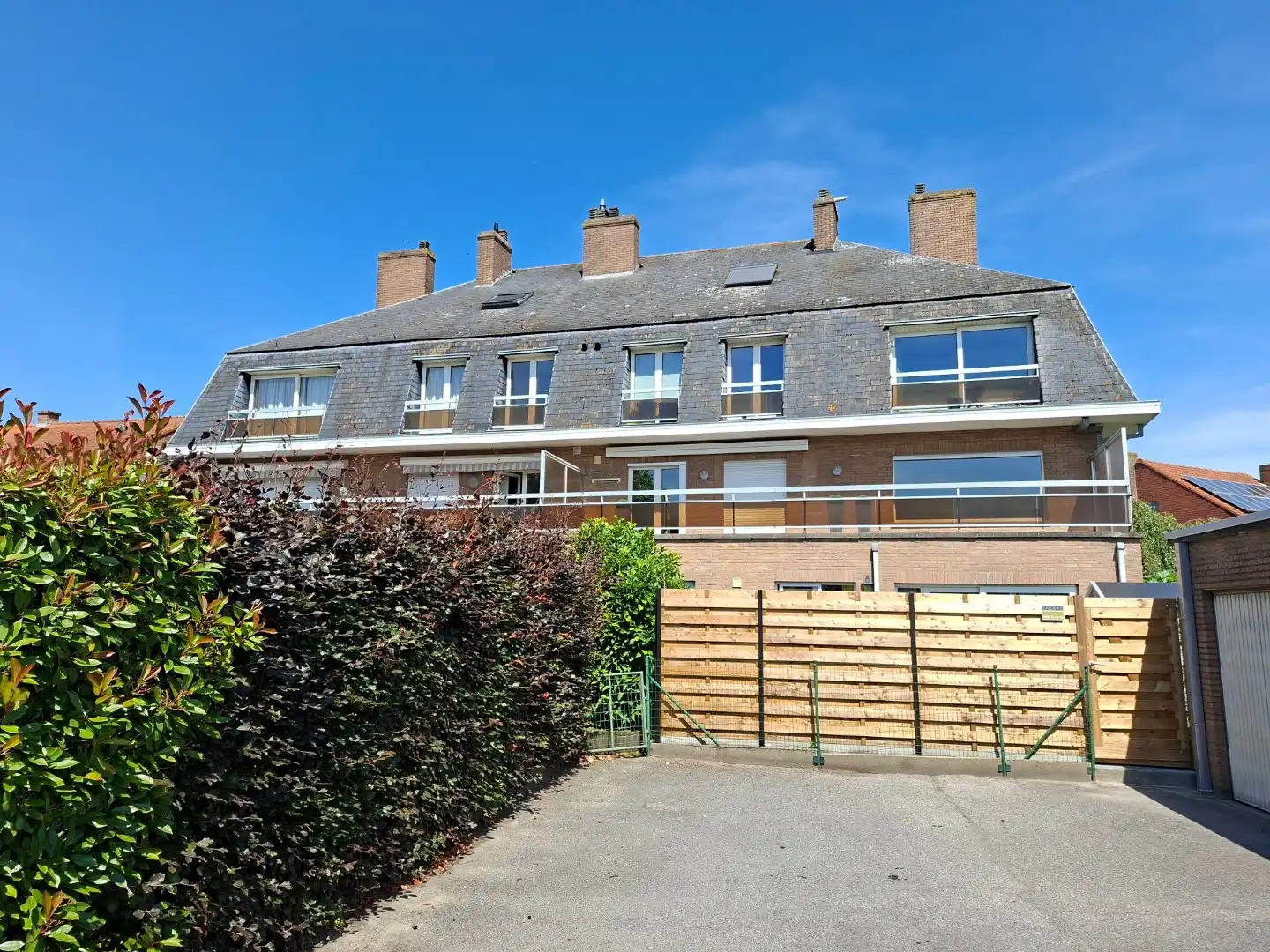 Ruim appartement met groot zonneterras foto 5