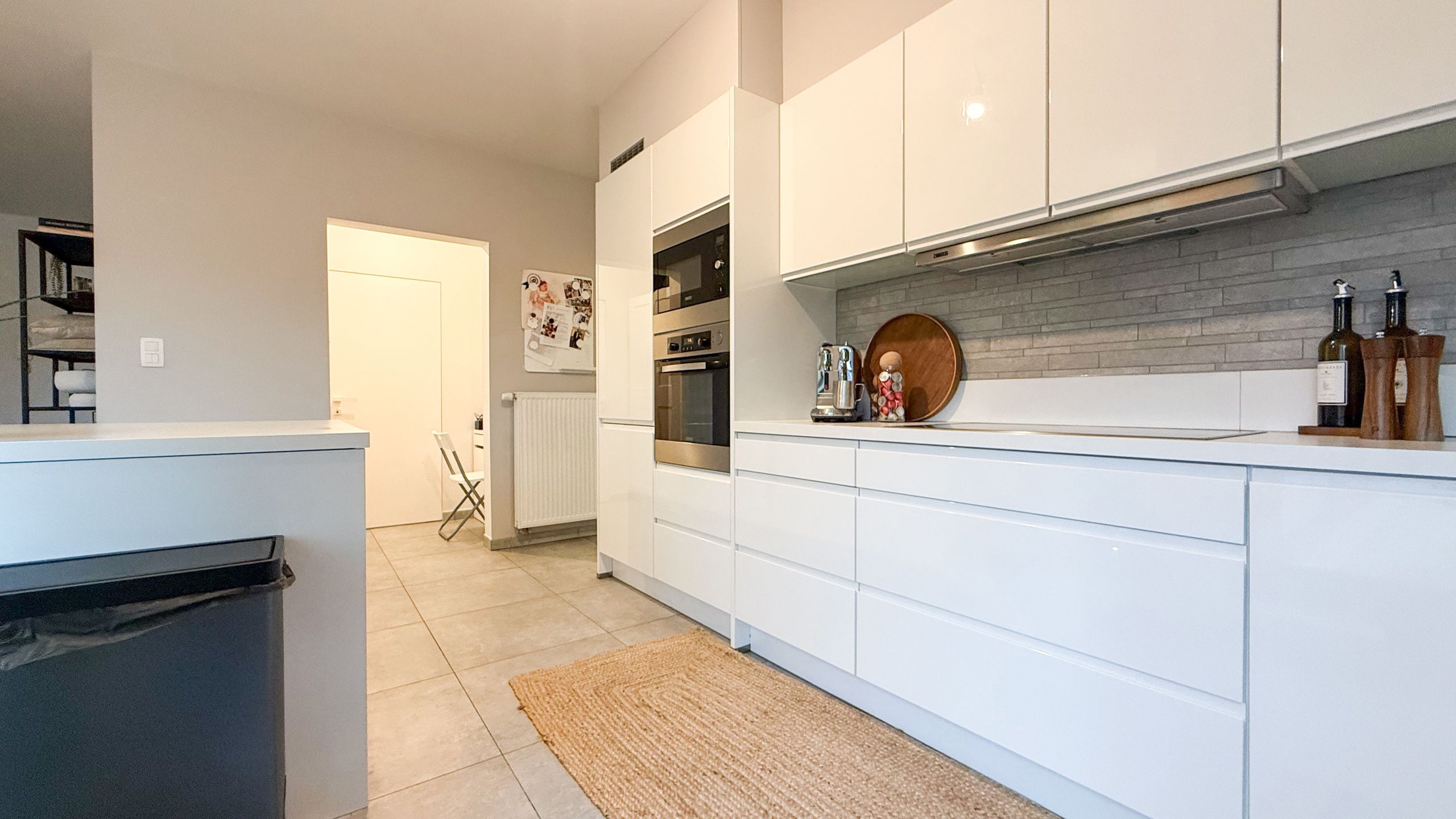 Ruim appartement met 3 slaapkamers en groot terras in Boekt! foto 18