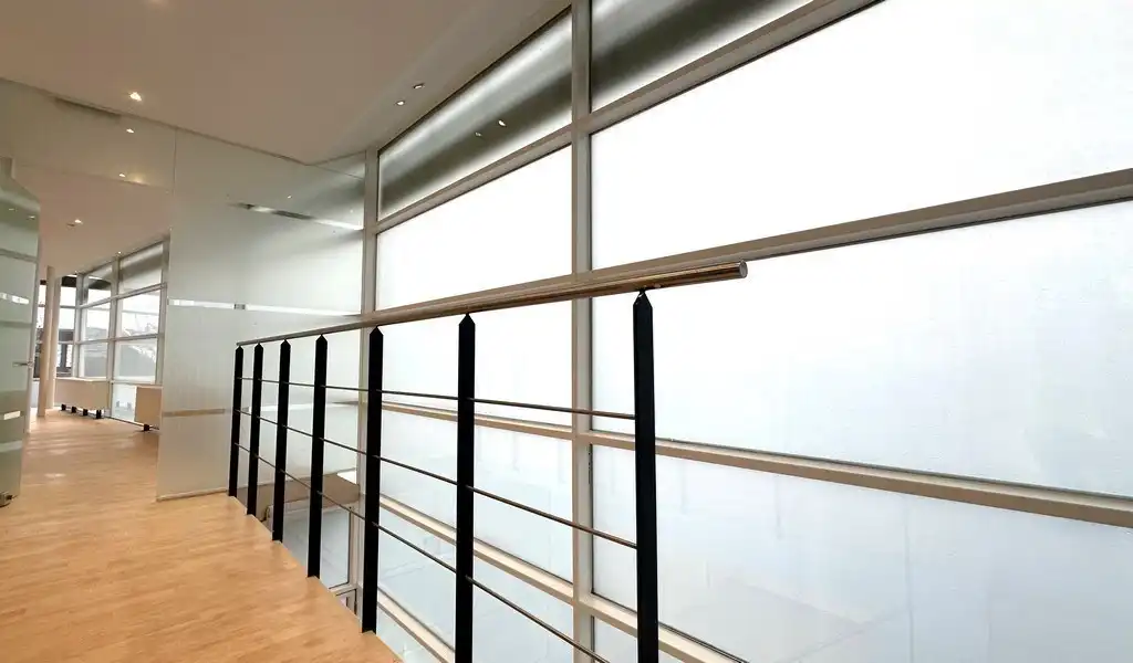 Lichtrijke kantoren te huur aan Nijverheidskaai in Gent foto 5