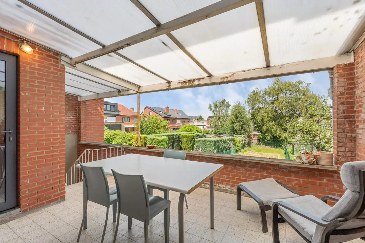 Gerenoveerde en energiezuinige woning met 3 slaapkamers, een diepe tuin en een garage met een oprit op een toplocatie te Kessel-Lo! foto 19