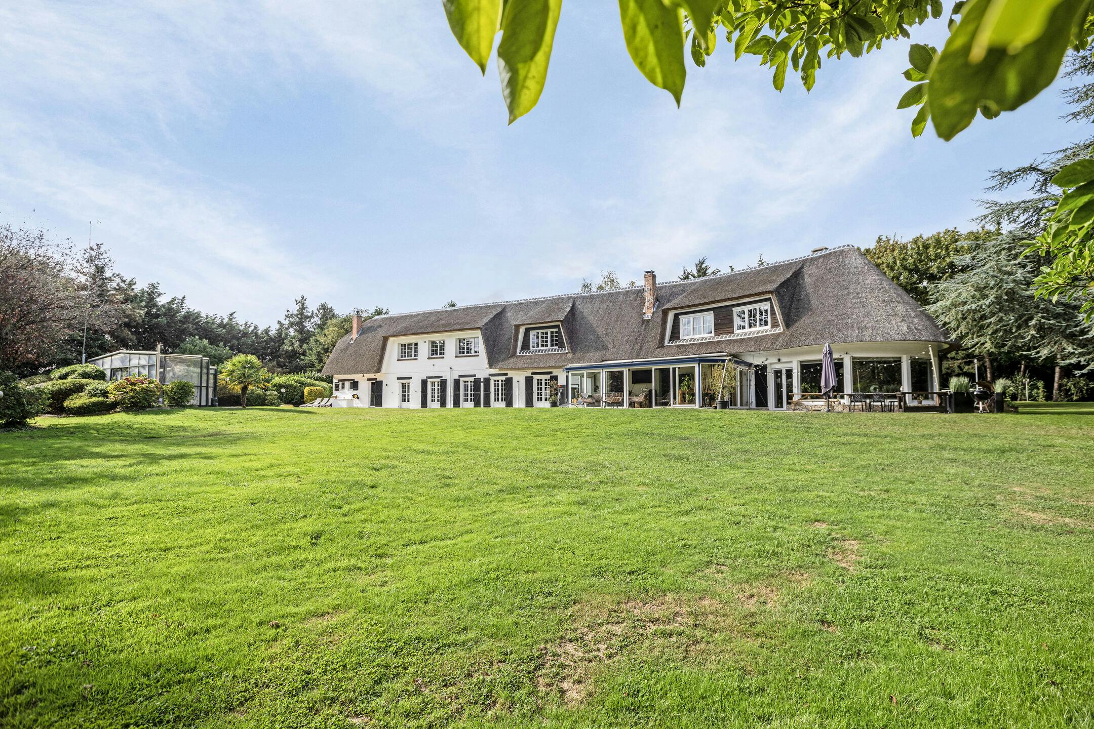 Luxueuze eigendom op ca 1,8ha met zwembad en tennisveld te koop in Gijvelde (Frankrijk). foto 16