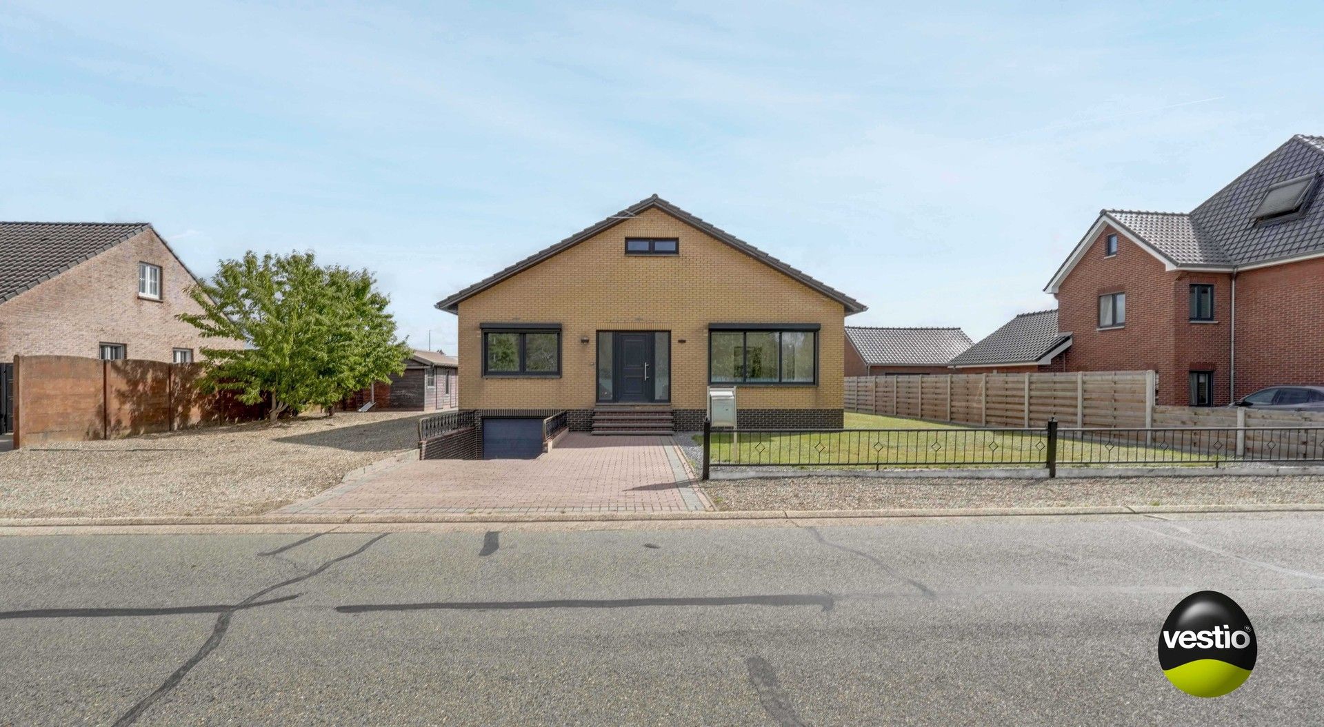 GERENOVEERDE WONING MET 5 SLAAPKAMERS foto 33