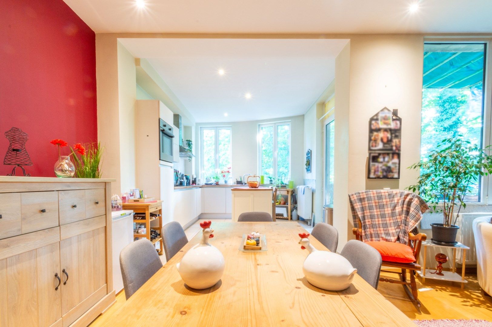 INSTAPKLAAR APP MET 1 SLAAPKAMER + BUREAU ! foto 7