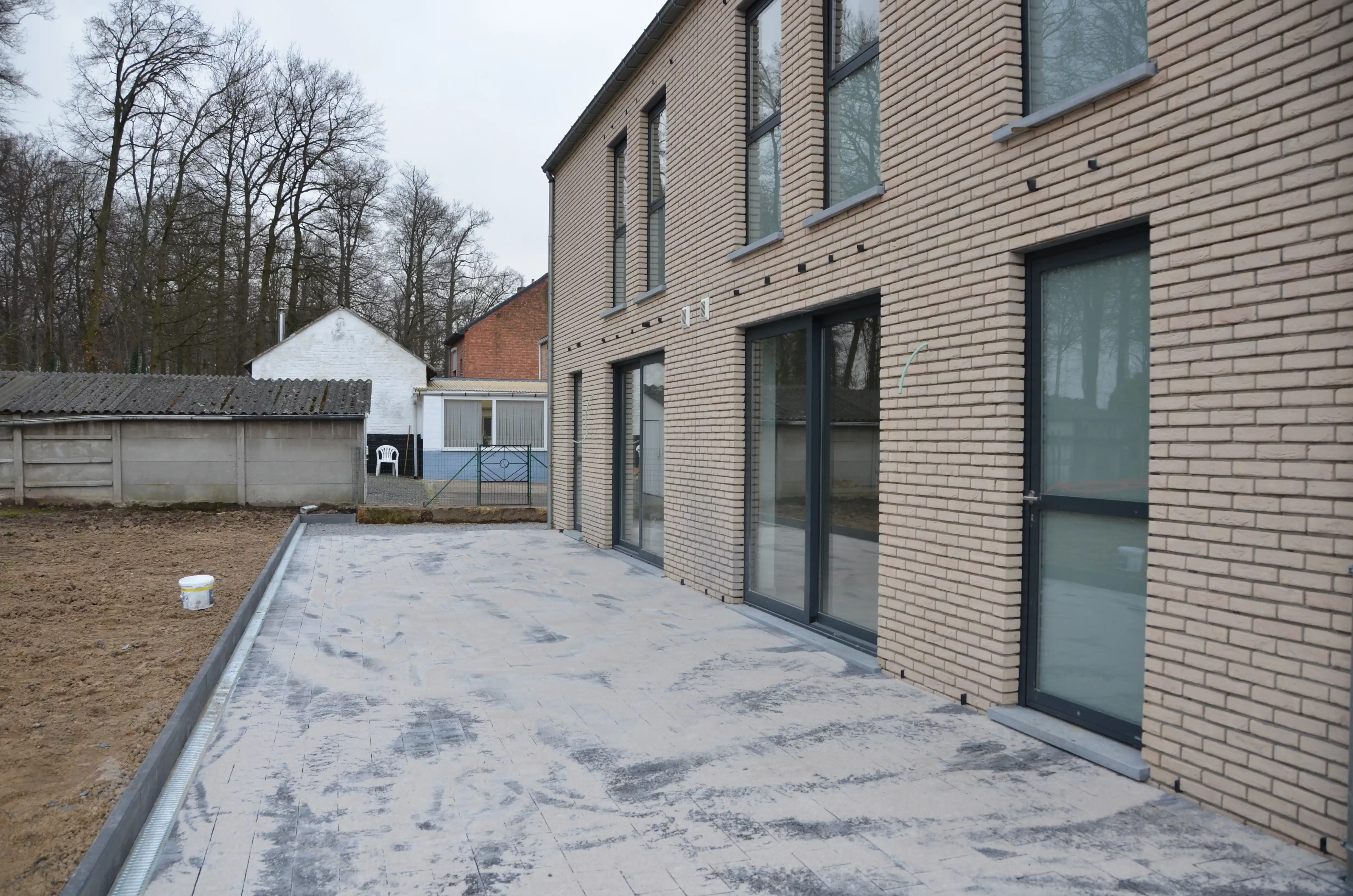Recente woning met 3 slaapkamers te Duras met tuin en terras. foto 11