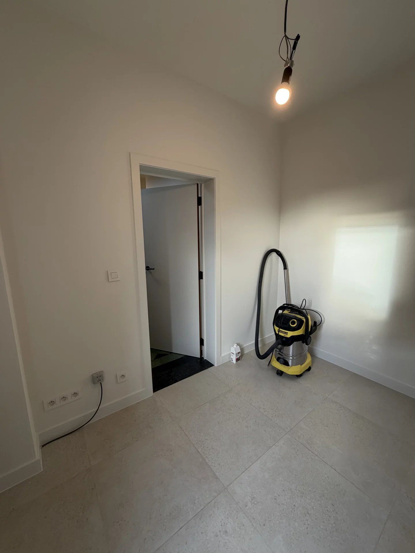 Prachtig gerenoveerde woning te Beringen foto 7